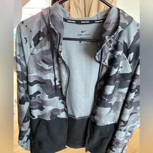 Nike Dry-Fit Runners Jacket Small